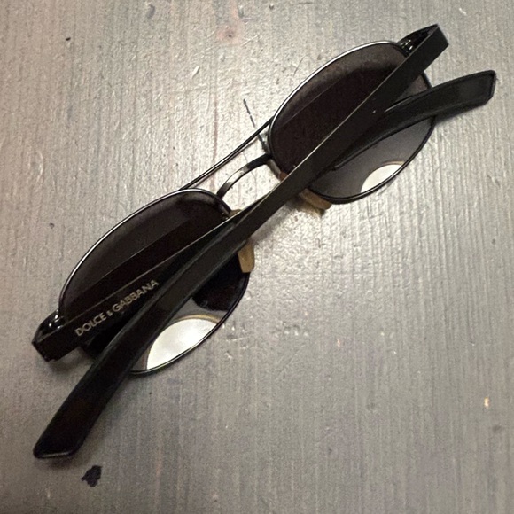 Dolce & Gabbana sunglasses❤️ - Picture 4 of 8